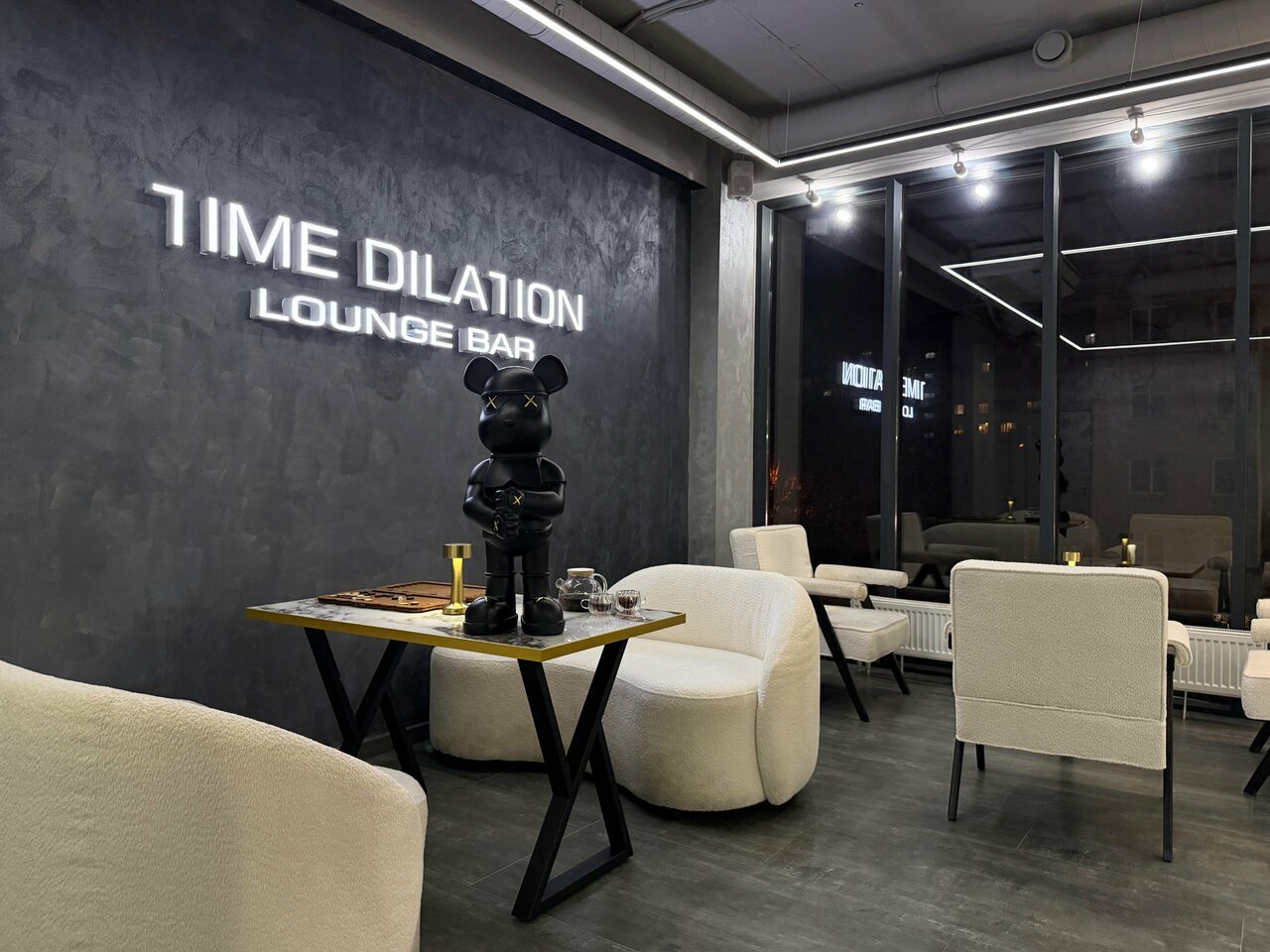Time Dilation Lounge